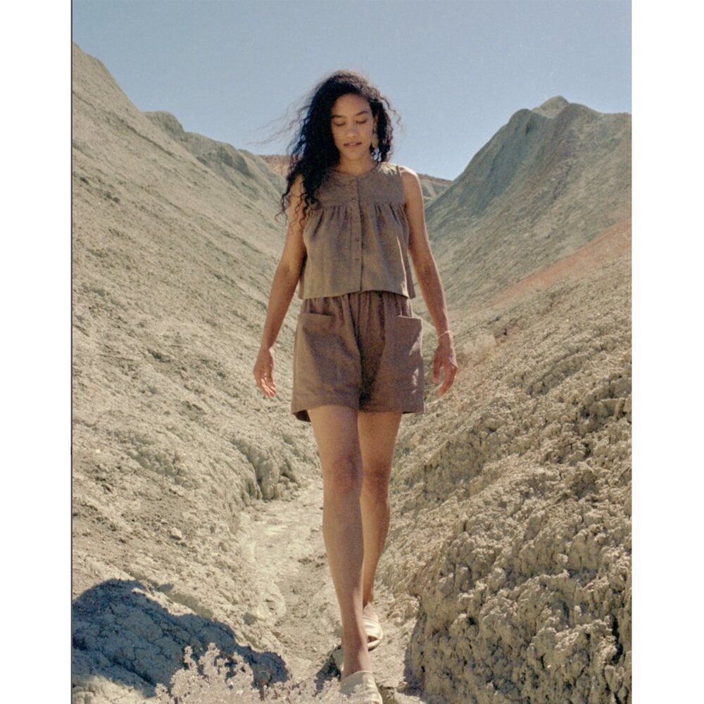 OZMA Women's High Waist Shorts in Brown